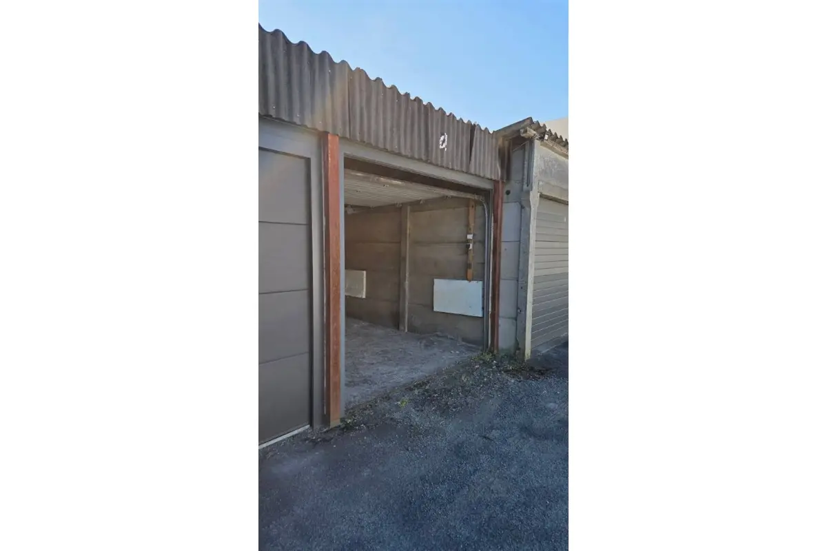 Box à vendre à Tournai 7500 26000.00€  chambres m² - annonce 744626