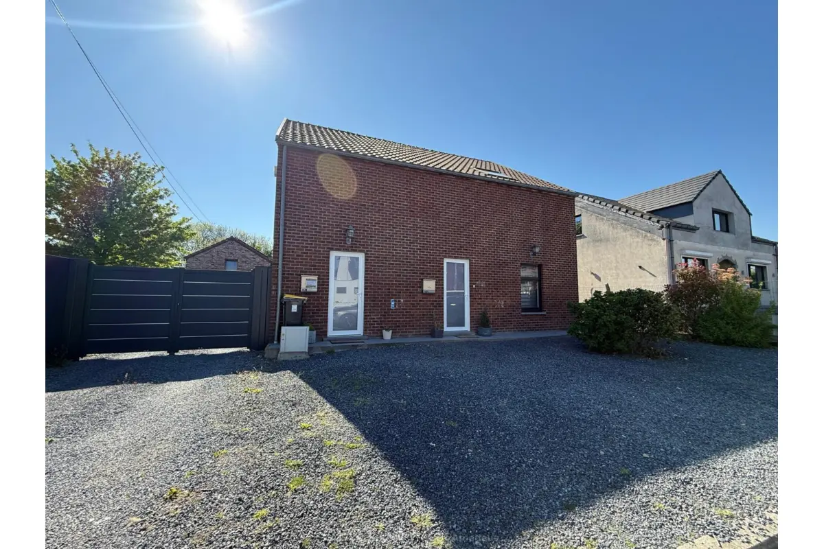 Appartement à louer à Hyon 7022 775.00€ 2 chambres 119.00m² - annonce 744985