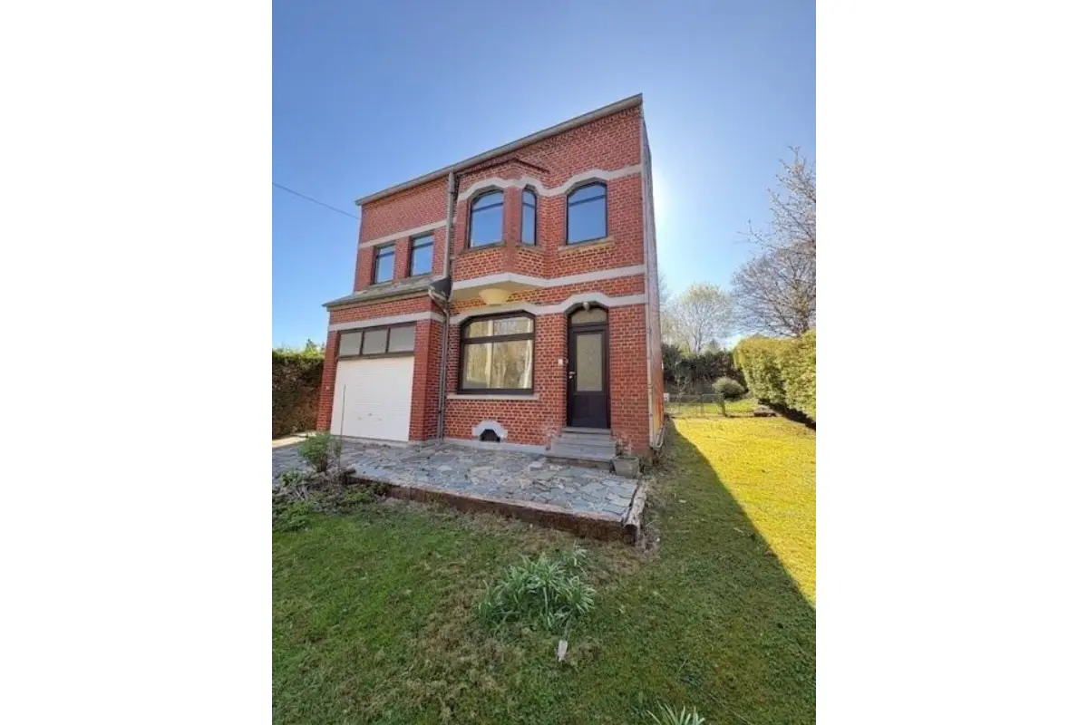 Maison à vendre à Beaumont 6500 197500.00€ 3 chambres 121.00m² - annonce 745111