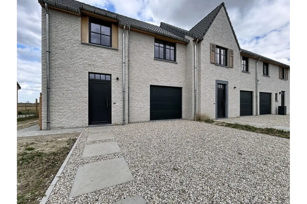 Maison à louer à Estaimpuis 7730 1250.00€ 3 chambres m² - annonce 744566