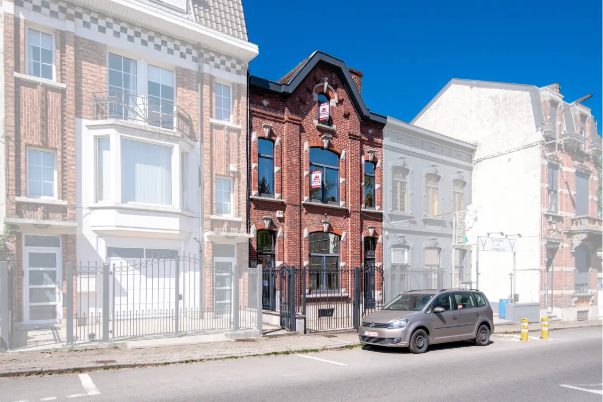Commerce à louer à Marcinelle 6001 1600.00€  chambres 210.00m² - annonce 744609