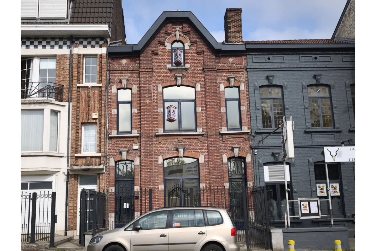 Commerce à  à Marcinelle 6001 1600.00€  chambres 210.00m² - annonce 744609