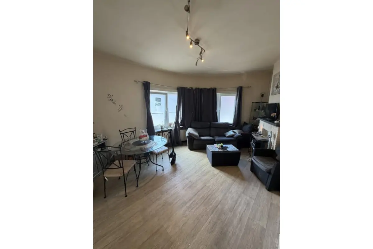 Appartement à vendre à La Louvière 7100 89000.00€ 1 chambres 56.00m² - annonce 744862