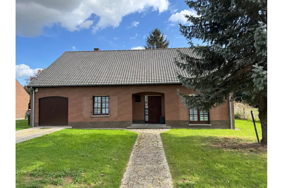 Villa à  à Quiévrain 7380 320000.00€  chambres 246.00m² - annonce 745146