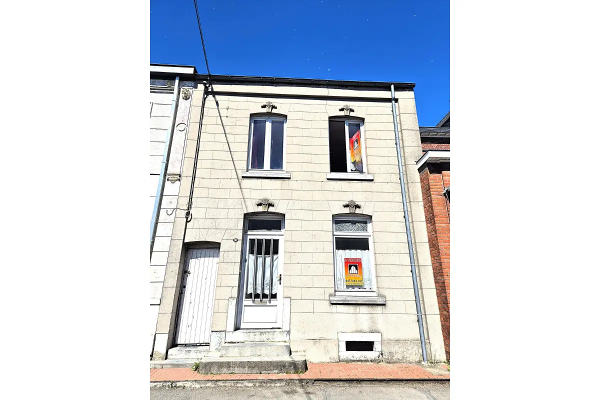 Maison à vendre à Erquelinnes 6560 119000.00€ 2 chambres 183.00m² - annonce 745946