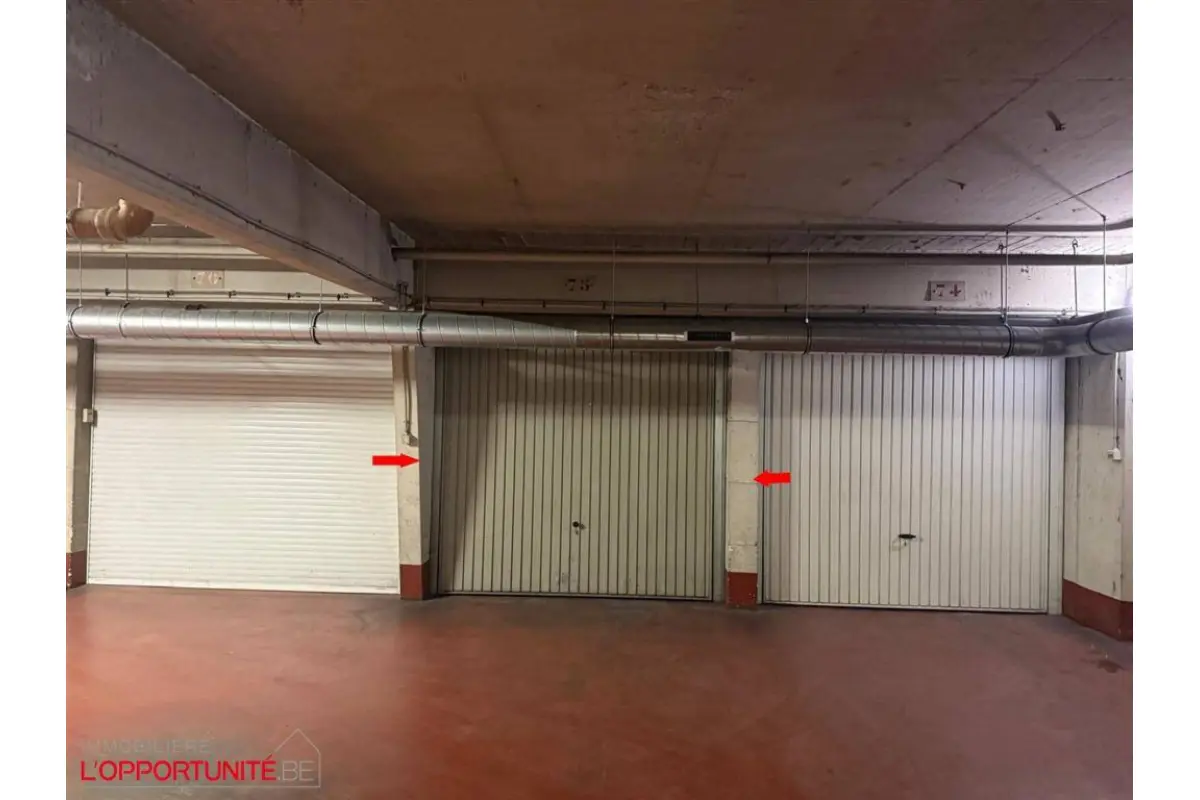 Parking / garage à vendre à Charleroi 6000 12000.00€  chambres m² - annonce 745476