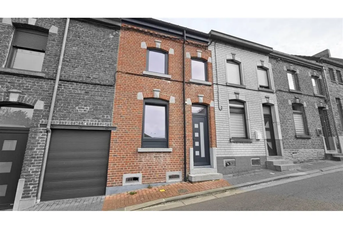 Maison à vendre à La Bouverie 7080 210000.00€ 3 chambres 140.00m² - annonce 745955