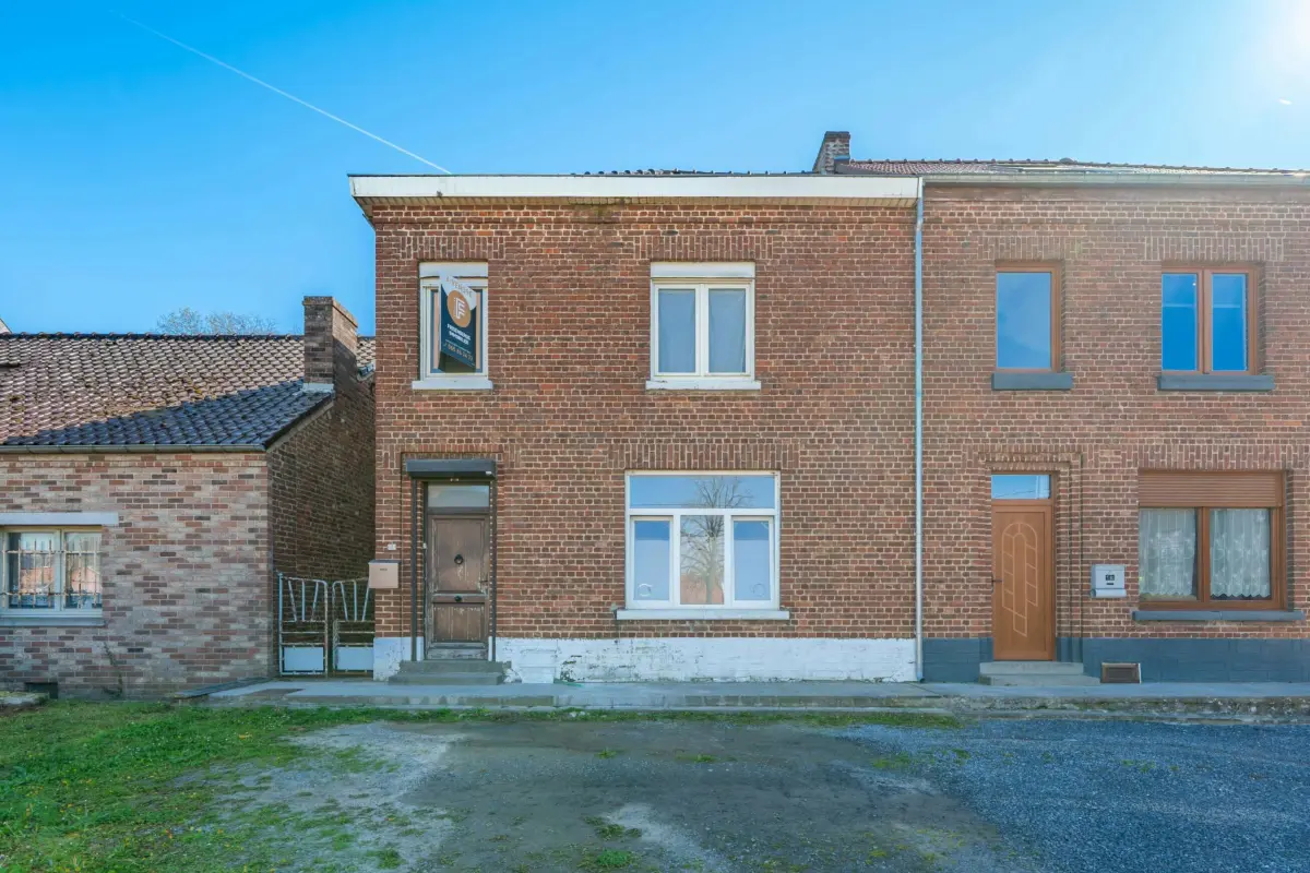 Maison à vendre à Angre 7387 190000.00€ 3 chambres 184.00m² - annonce 745517