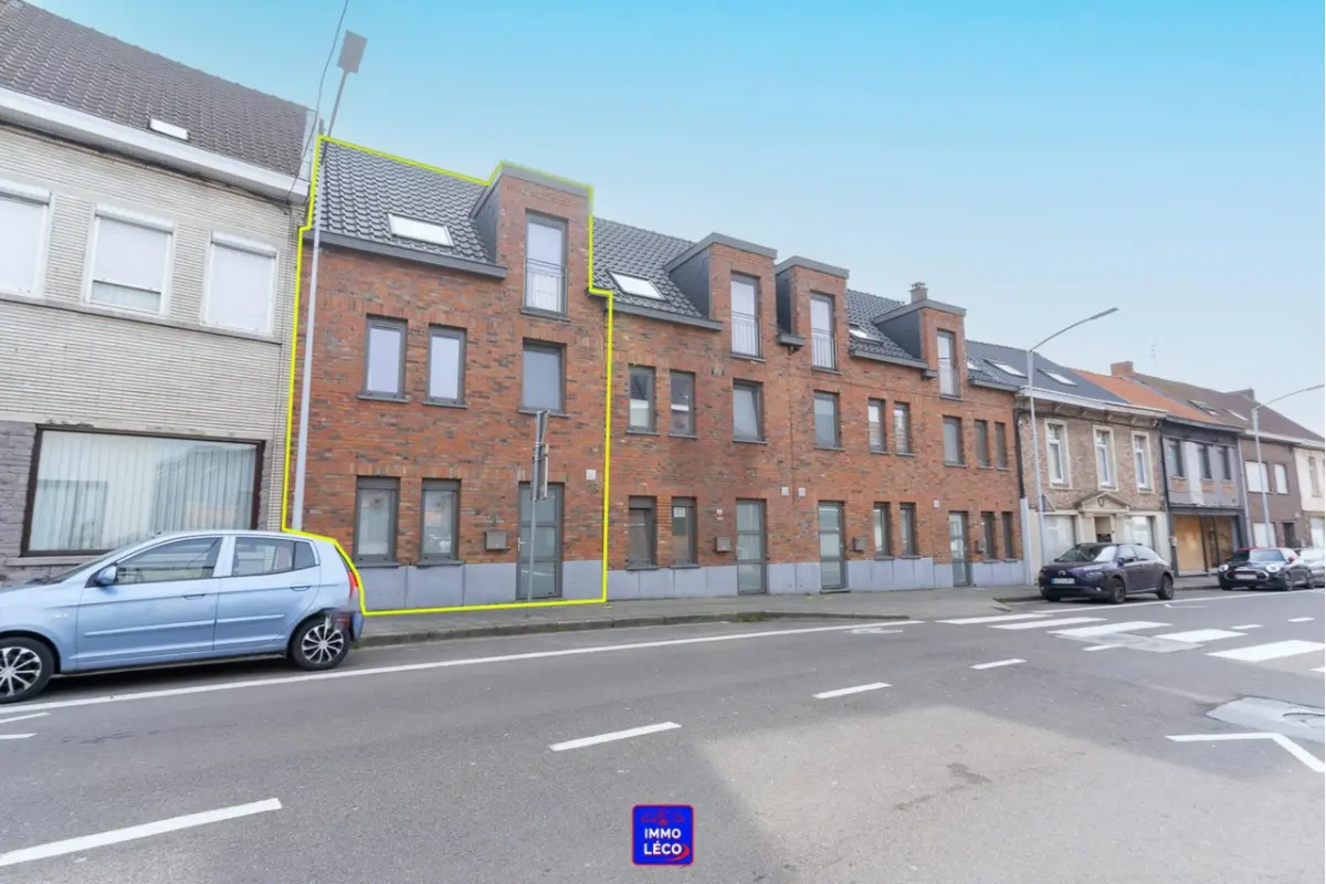 Immeuble de rapport - Immeuble à appartement à vendre à Mouscron 7700 269000.00€ 4 chambres 137.00m² - annonce 746186