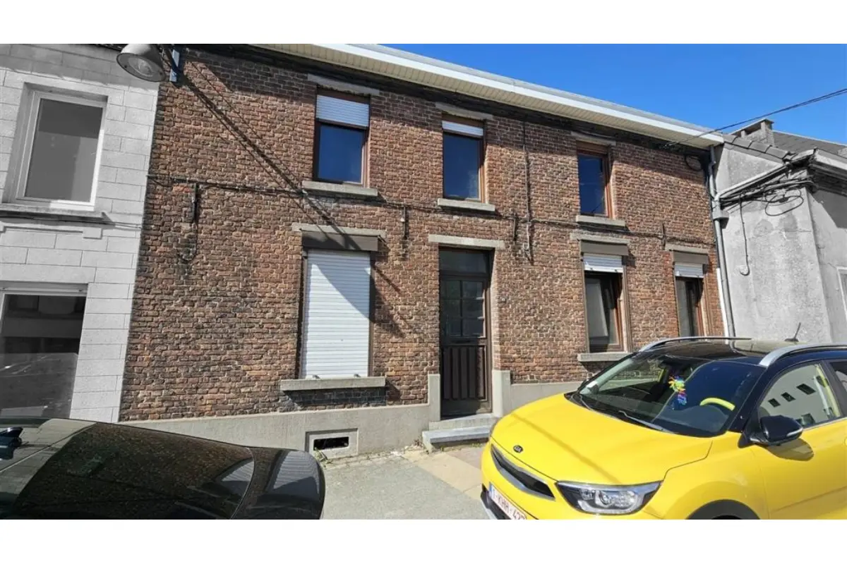 Maison à vendre à La Bouverie 7080 140000.00€ 3 chambres 233.00m² - annonce 746389