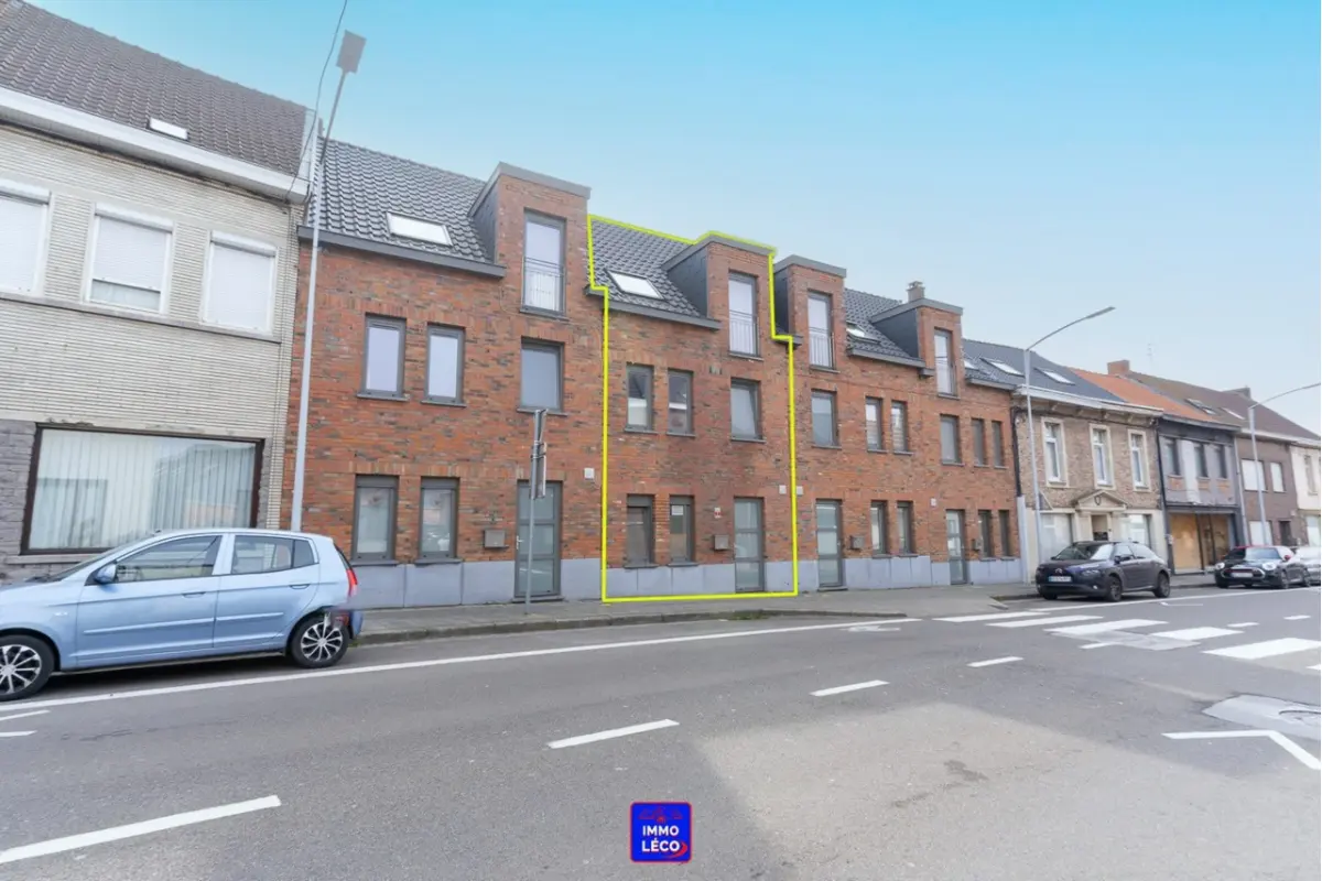 Immeuble de rapport - Immeuble à appartement à vendre à Mouscron 7700 279000.00€ 4 chambres 137.00m² - annonce 747033