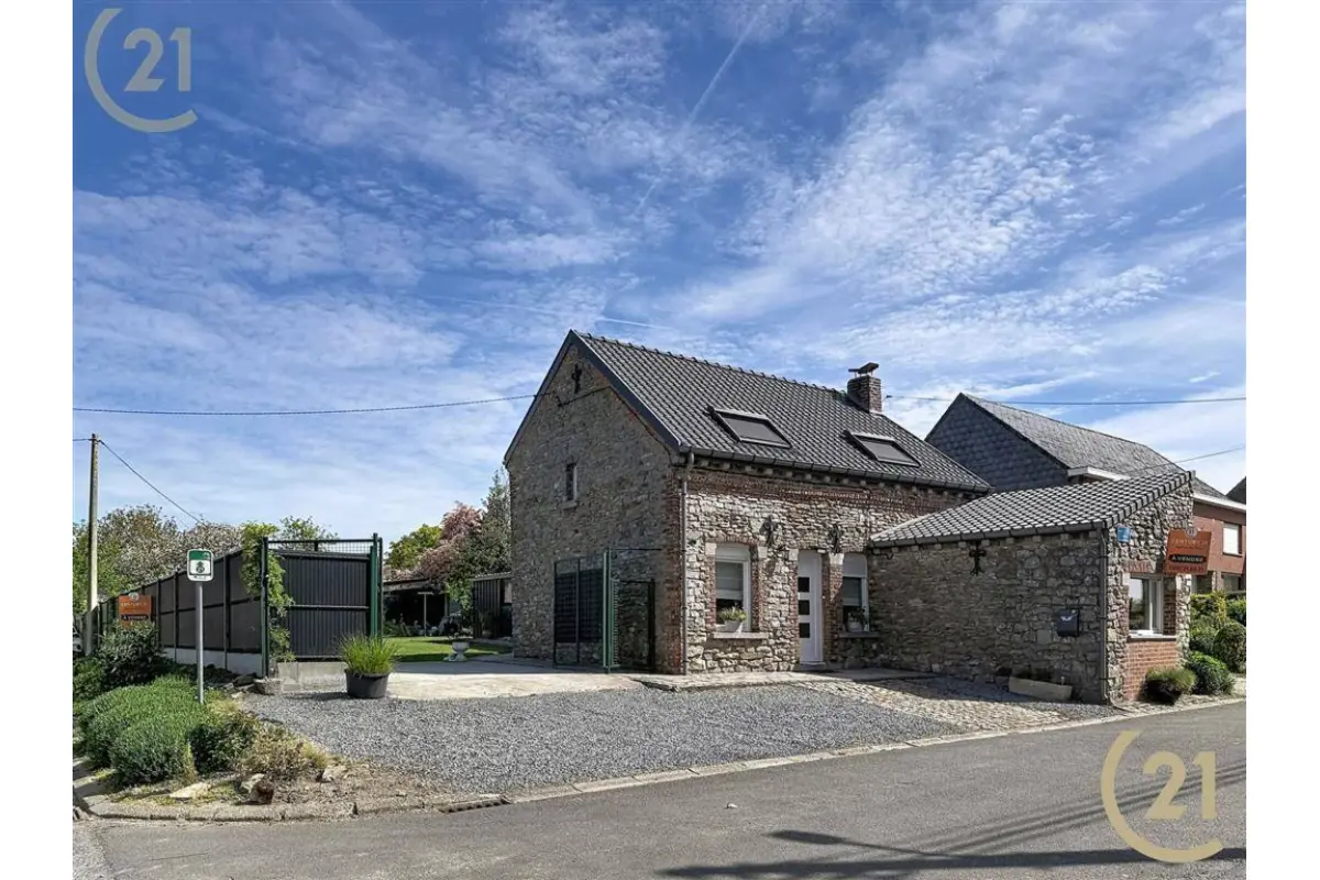 Bungalow à vendre à Bury 7602 280000.00€ 3 chambres 129.00m² - annonce 747239