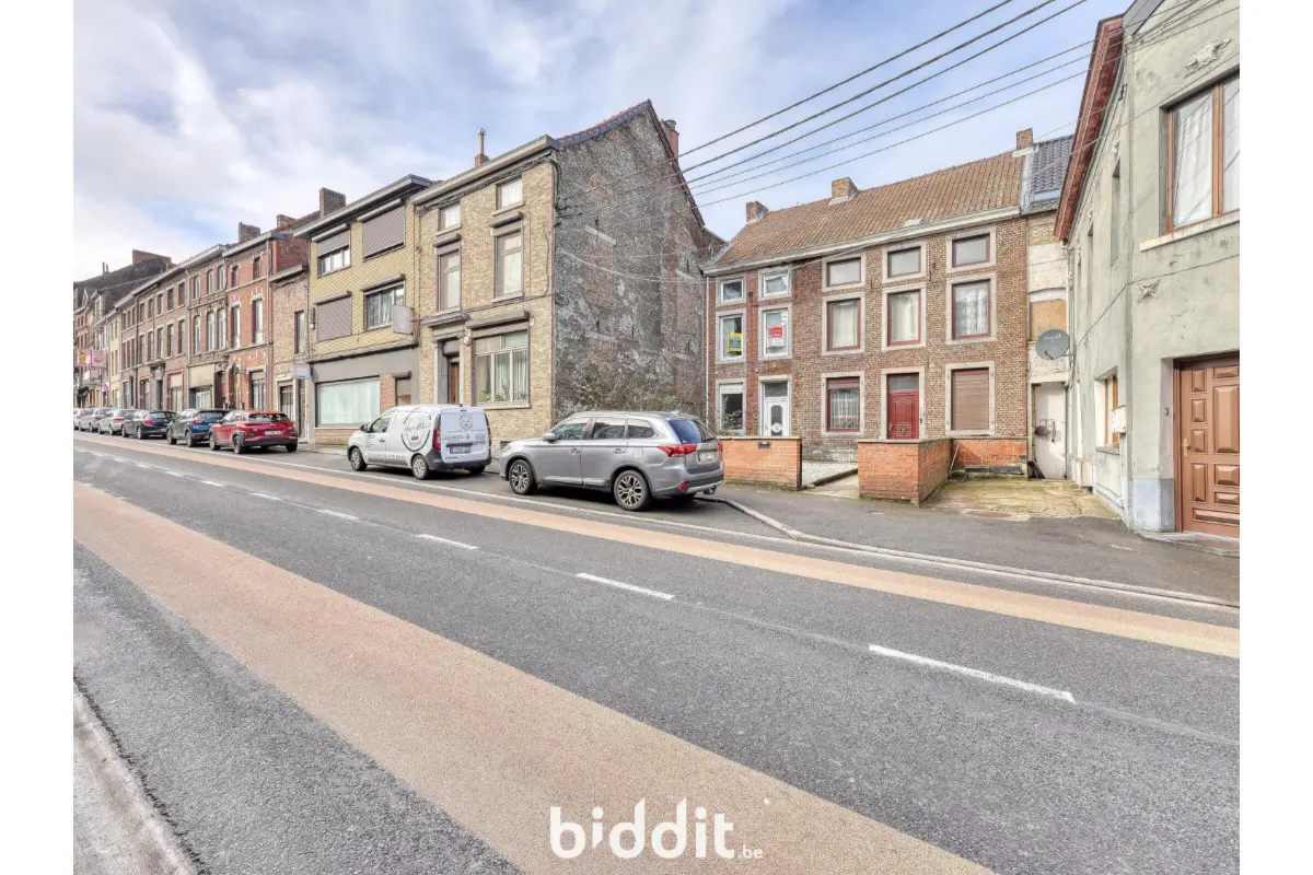 Maison à vendre à Gilly 6060 100000.00€ 4 chambres m² - annonce 747080