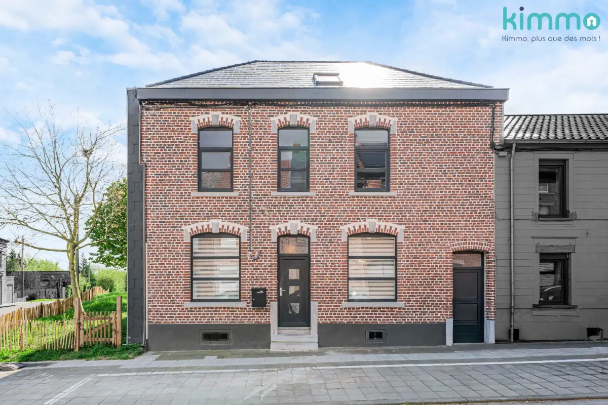 Maison à vendre à Courcelles 6180 329000.00€ 4 chambres 161.00m² - annonce 748126