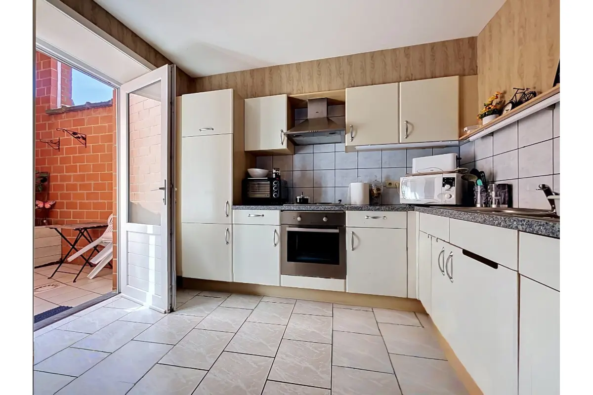 Appartement à vendre à Mouscron 7700 145000.00€ 2 chambres 94.00m² - annonce 747660