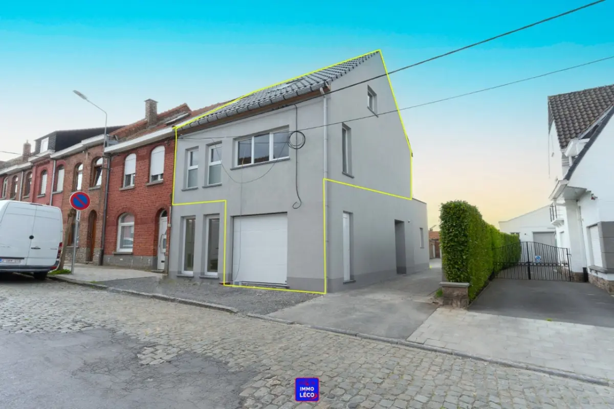 Immeuble de rapport - Immeuble à appartement à vendre à Mouscron 7700 199000.00€ 2 chambres m² - annonce 748428