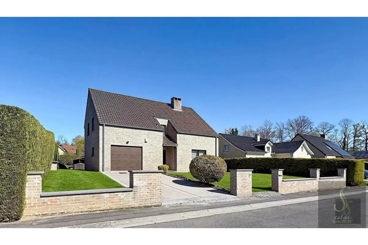 Maison à vendre à Morlanwelz 7140 395000.00€  chambres 185.00m² - annonce 748415