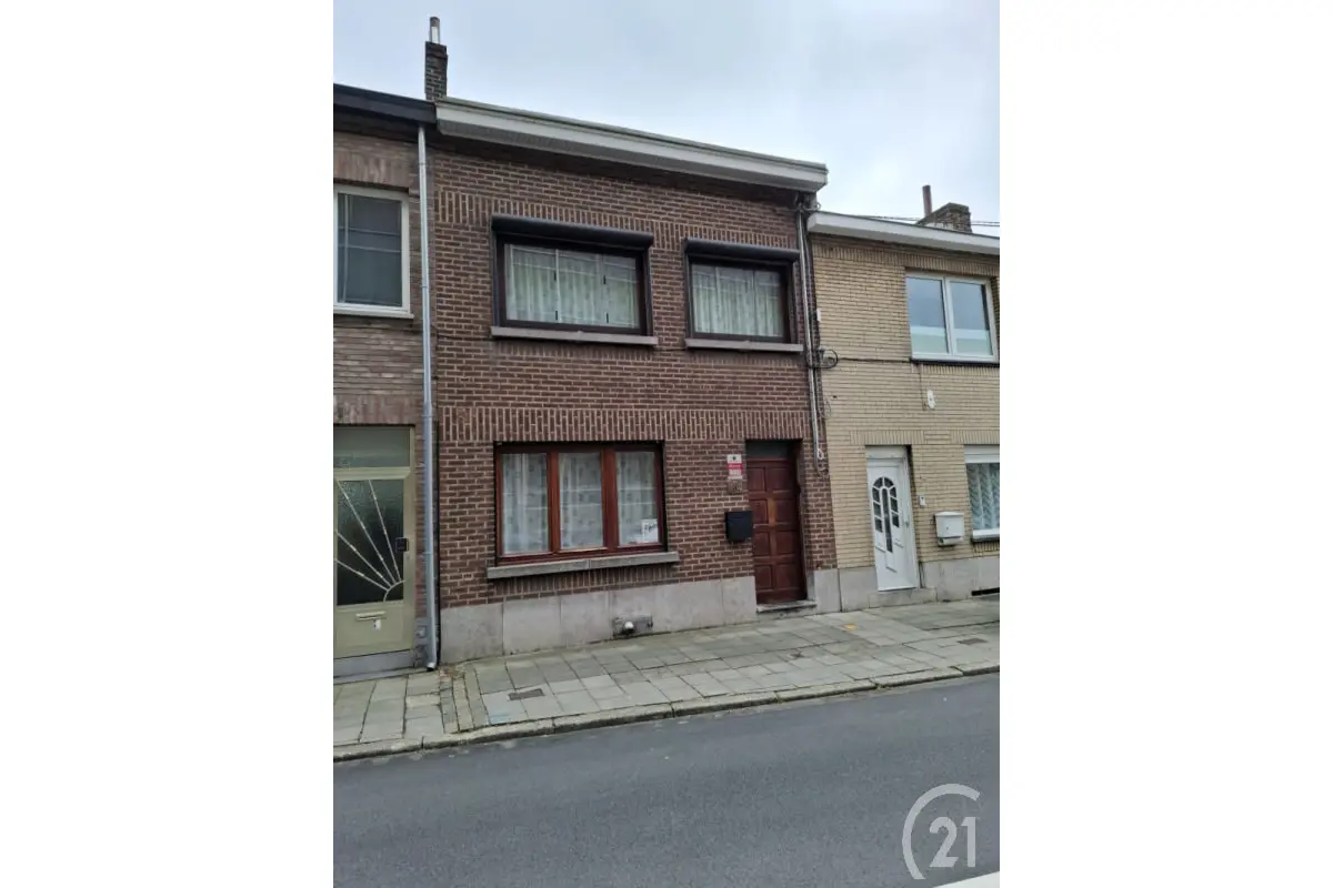 Maison à vendre à Montignies-sur-Sambre 6061 220000.00€ 4 chambres 150.00m² - annonce 748631
