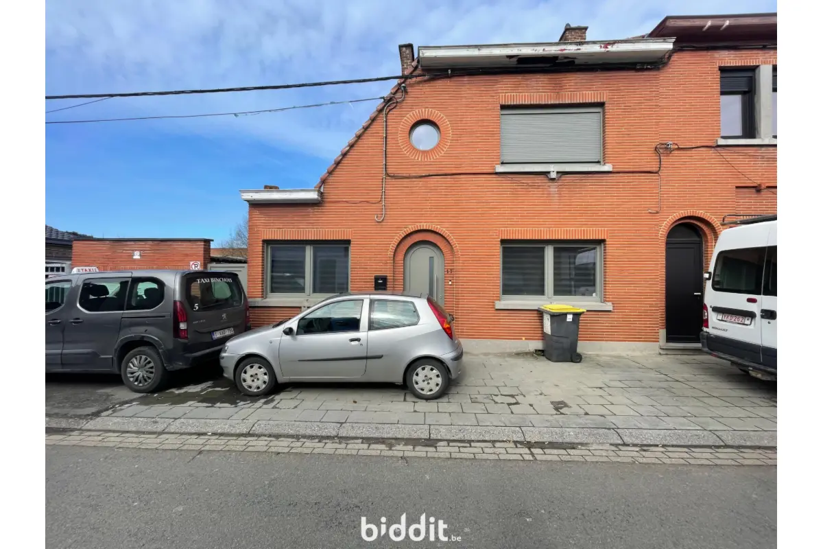 Maison à vendre à Leval-Trahegnies 7134 140000.00€ 3 chambres 93.00m² - annonce 749127