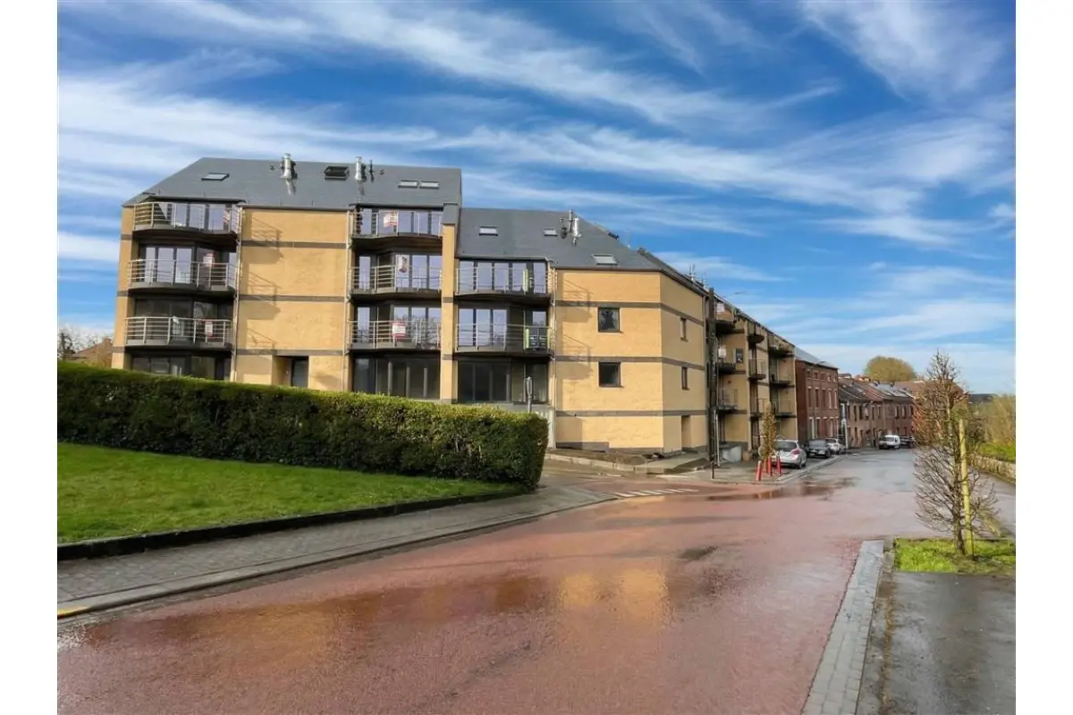 Appartement à vendre à Fontaine-l'Evêque 6140 233000.00€ 2 chambres 114.00m² - annonce 749240