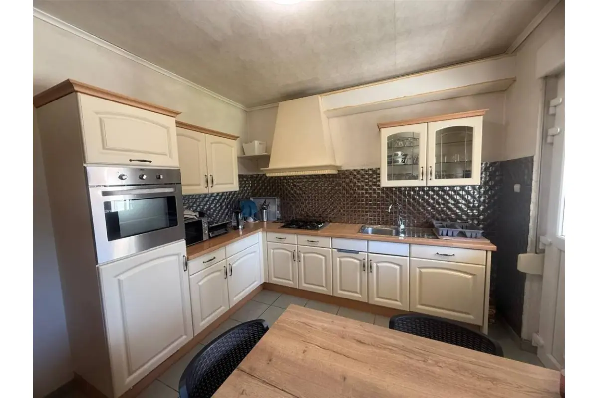 Maison à louer à Montignies-sur-Sambre 6061 550.00€ 3 chambres 120.00m² - annonce 749464