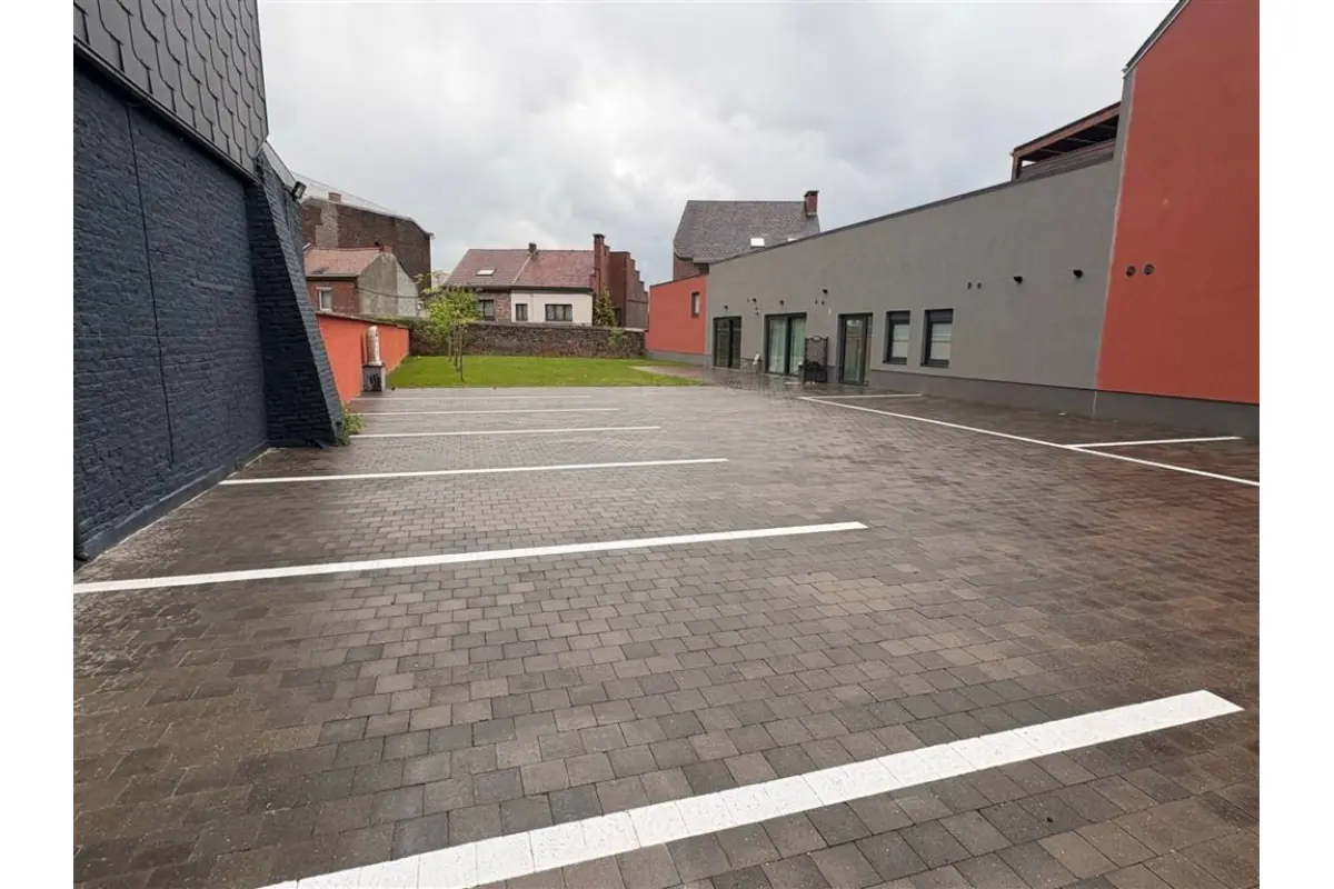 Parking à louer à Gilly 6060 508.00€  chambres m² - annonce 749459