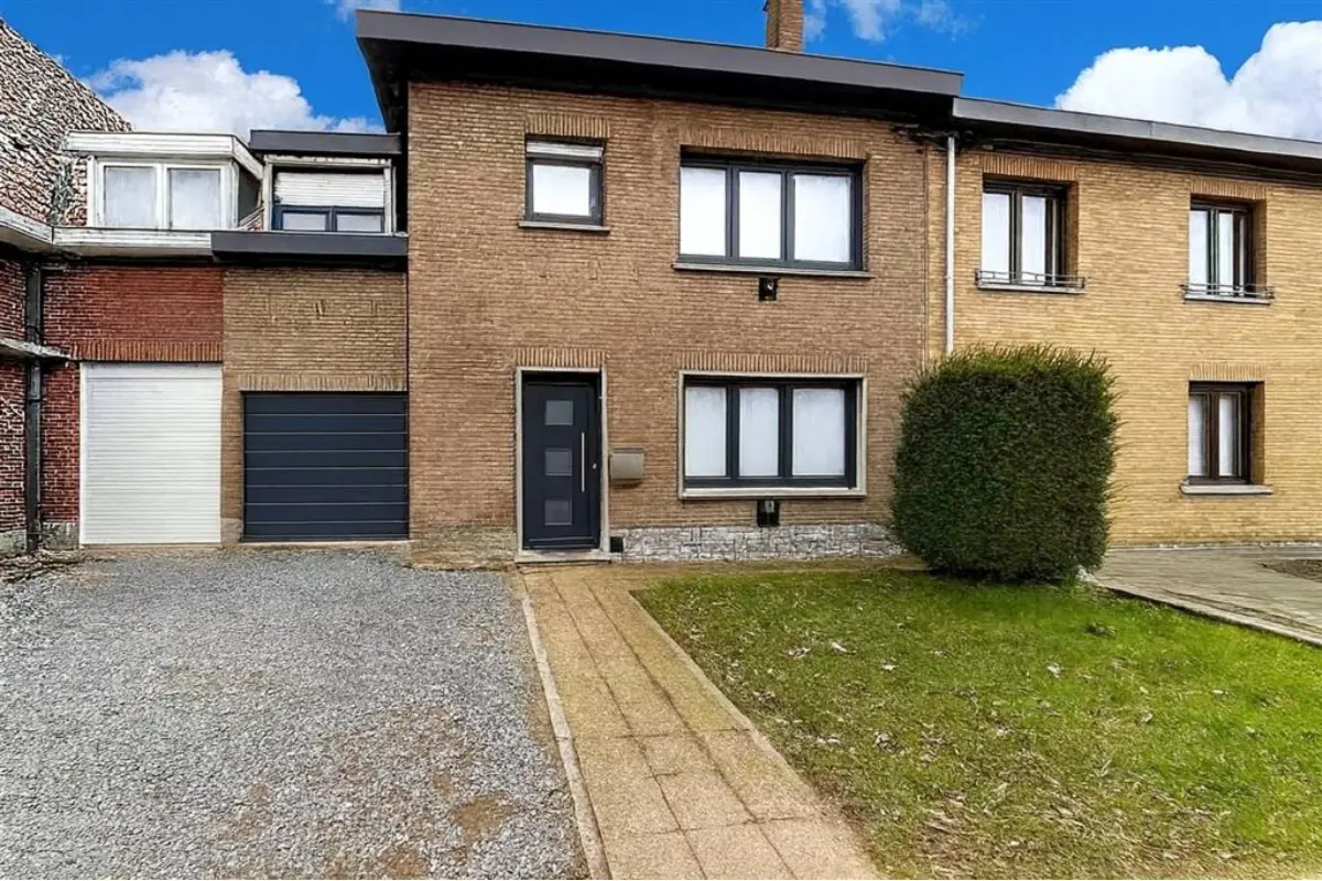 Maison à vendre à Mouscron 7700 299000.00€ 4 chambres 143.00m² - annonce 750318