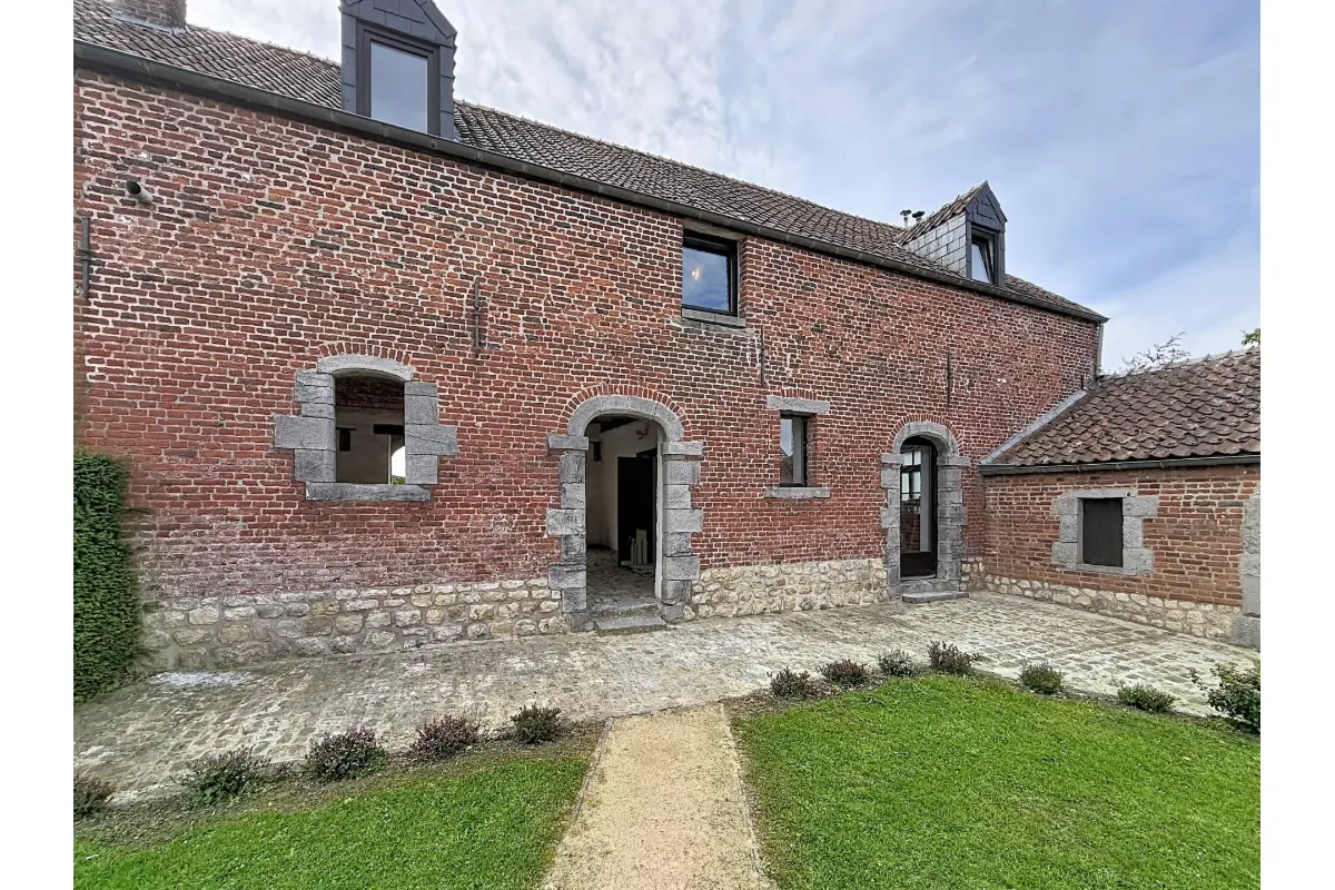 Maison à louer à Braine-le-Comte 7090 1500.00€ 3 chambres 140.00m² - annonce 750115