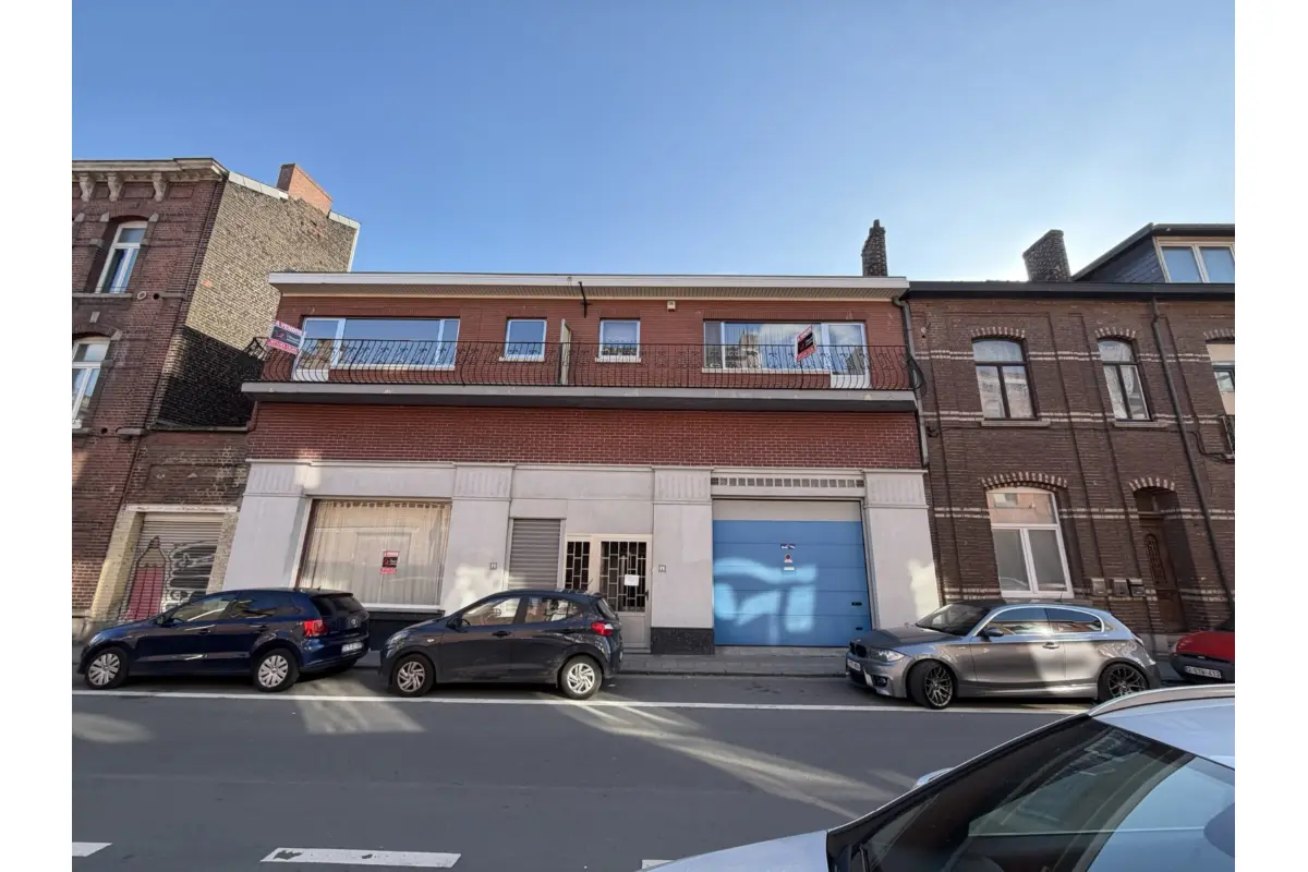 Immeuble de rapport - Immeuble à appartement à  à Charleroi 6000 315000.00€ 4 chambres m² - annonce 750029