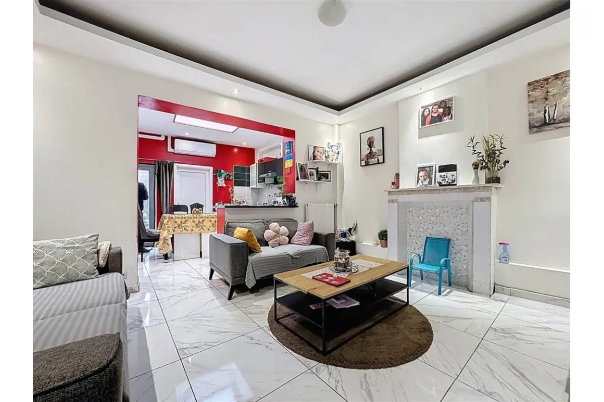 Maison à vendre à Cuesmes 7033 165000.00€ 4 chambres 146.00m² - annonce 750963