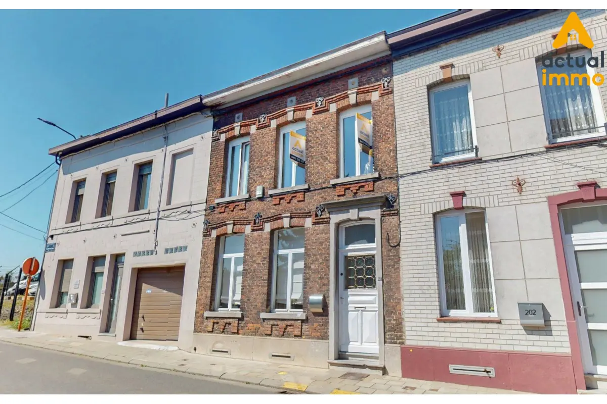 Maison à vendre à La Louvière 7100 240000.00€ 2 chambres 165.00m² - annonce 751897
