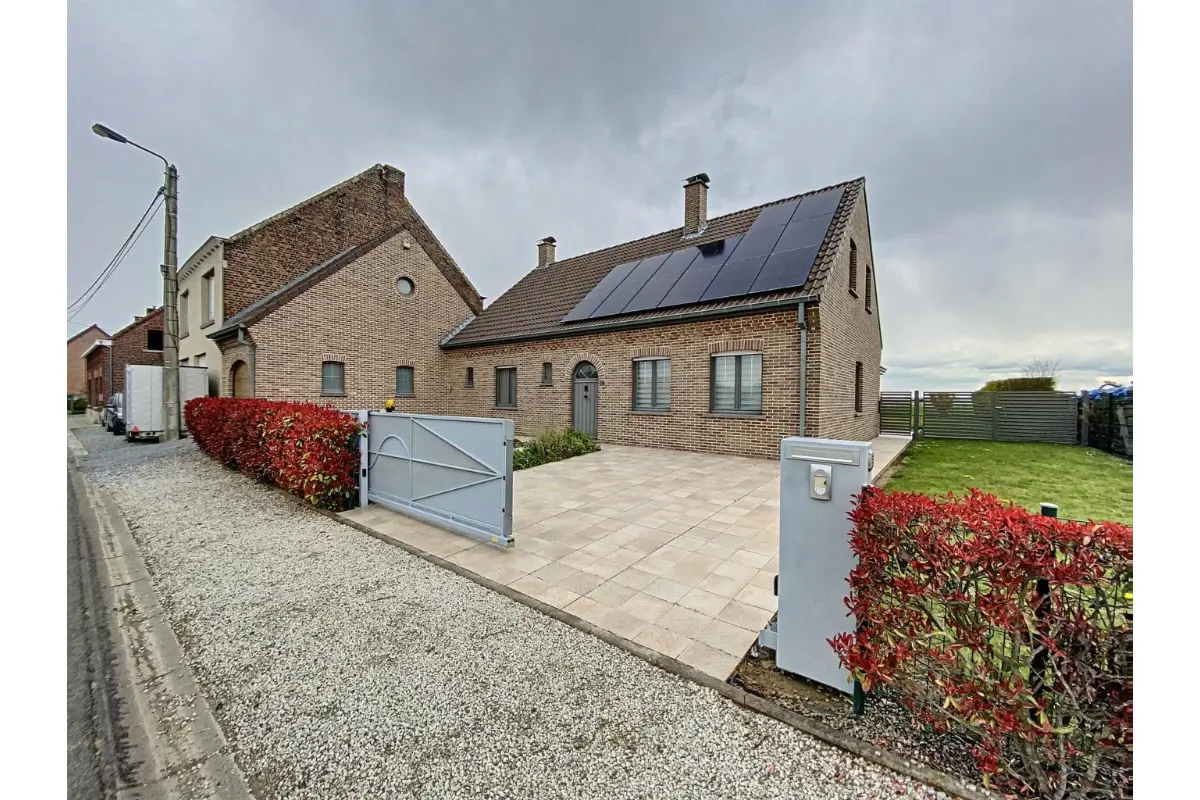 Maison à louer à Pecq 7740 1375.00€ 4 chambres 241.00m² - annonce 751948