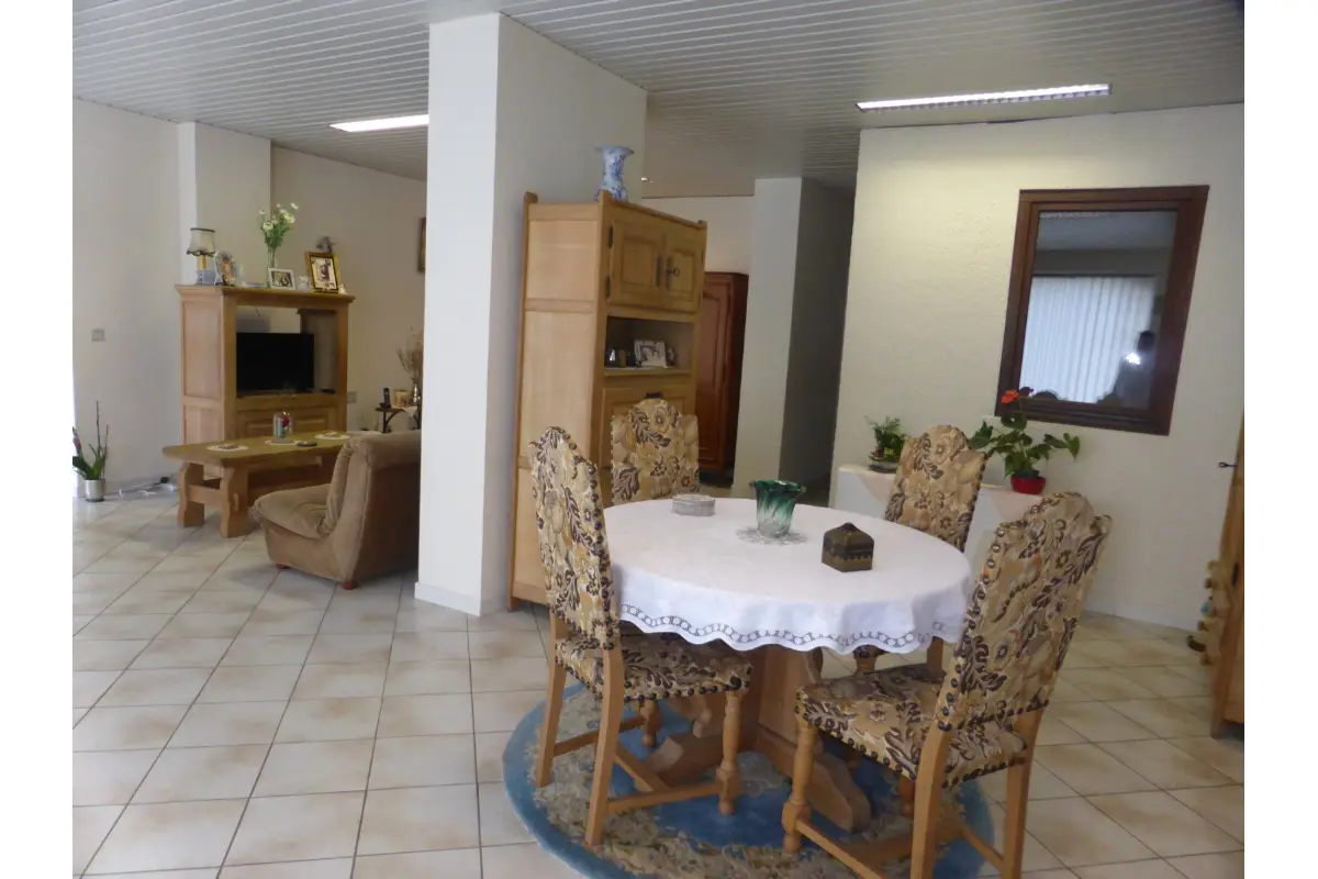 Appartement à  à Fleurus 6220 75000.00€ 1 chambres 90.00m² - annonce 752342