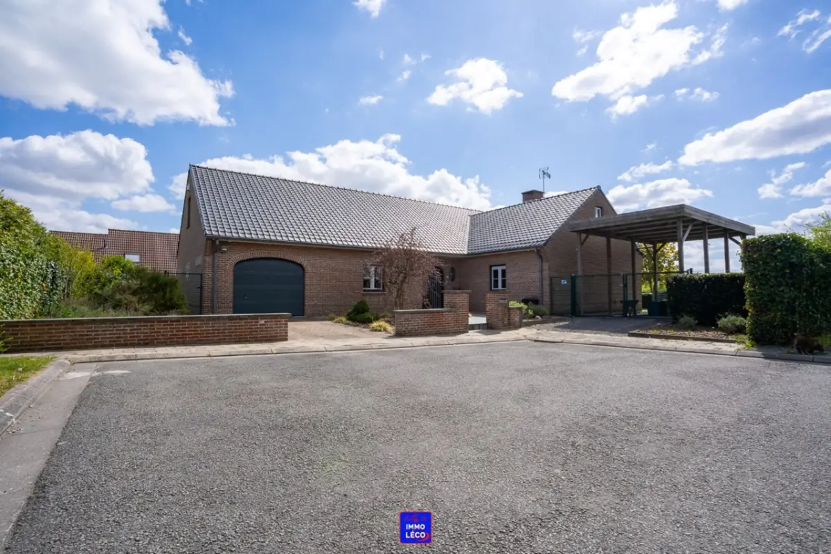 Bungalow à vendre à Mouscron 7700 499000.00€ 2 chambres 331.00m² - annonce 752105
