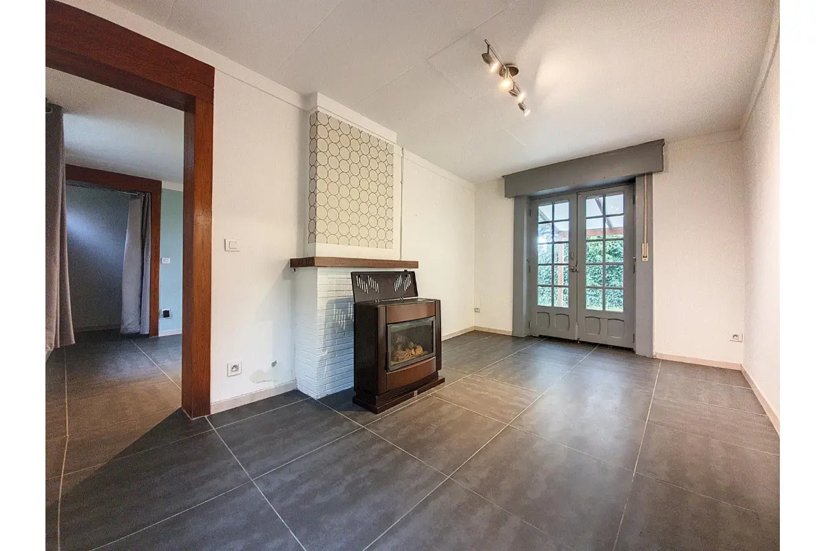Maison à louer à Evregnies 7730 650.00€ 1 chambres 66.00m² - annonce 753701