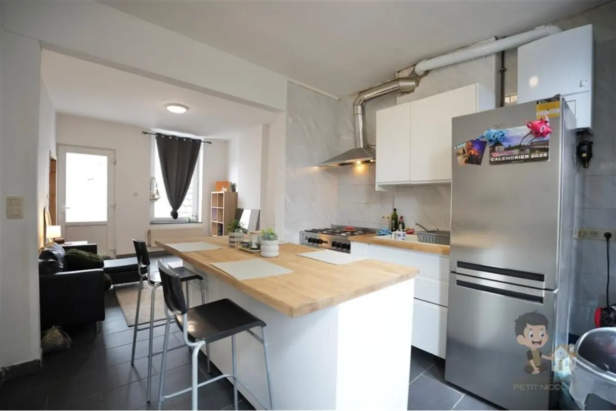 Maison à vendre à Châtelet 6200 185000.00€ 3 chambres 162.00m² - annonce 753189