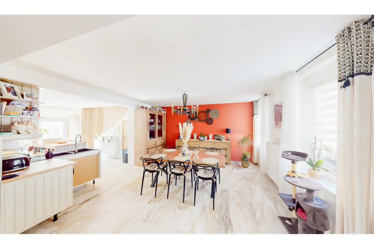 Maison à vendre à Bouffioulx 6200 220000.00€ 4 chambres 175.00m² - annonce 753008