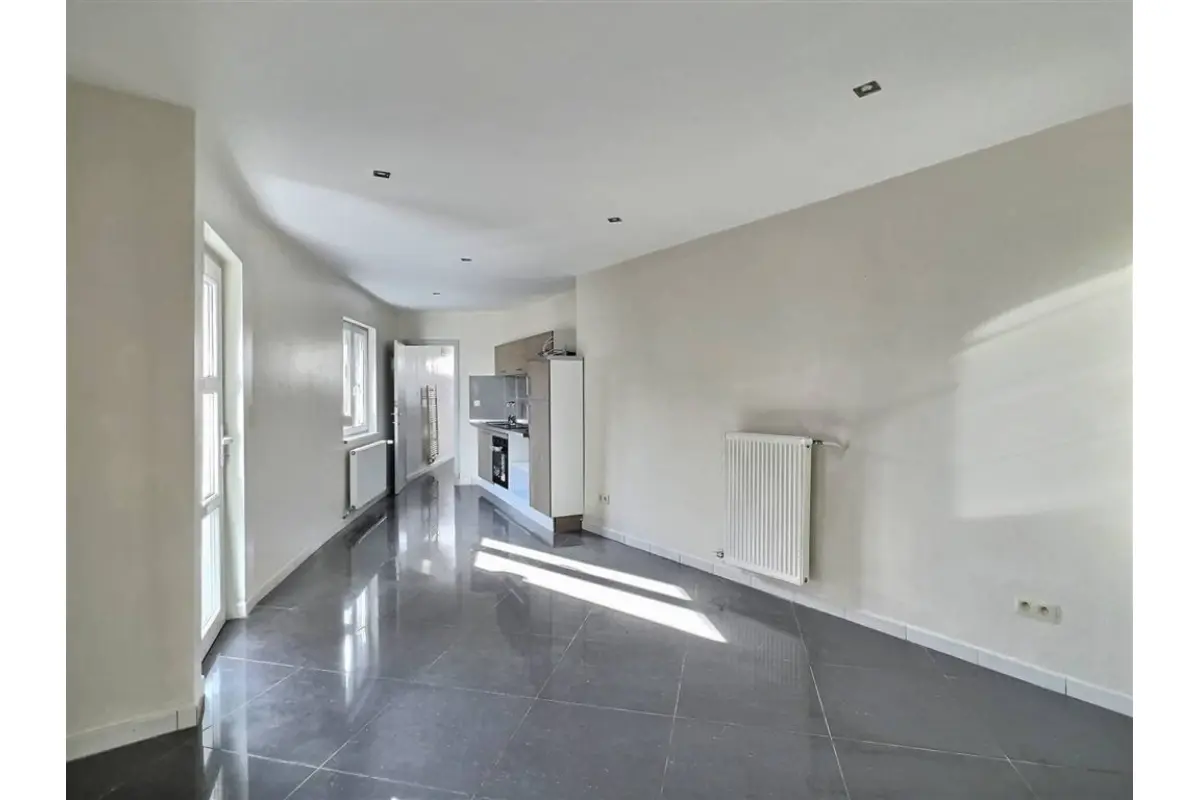 Appartement à louer à Pironchamps 6240 875.00€ 2 chambres 72.00m² - annonce 753605