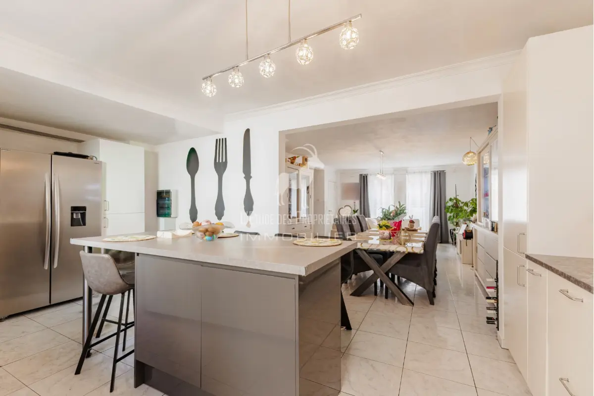 Maison à vendre à Morlanwelz 7140 234999.00€ 4 chambres 208.00m² - annonce 753023