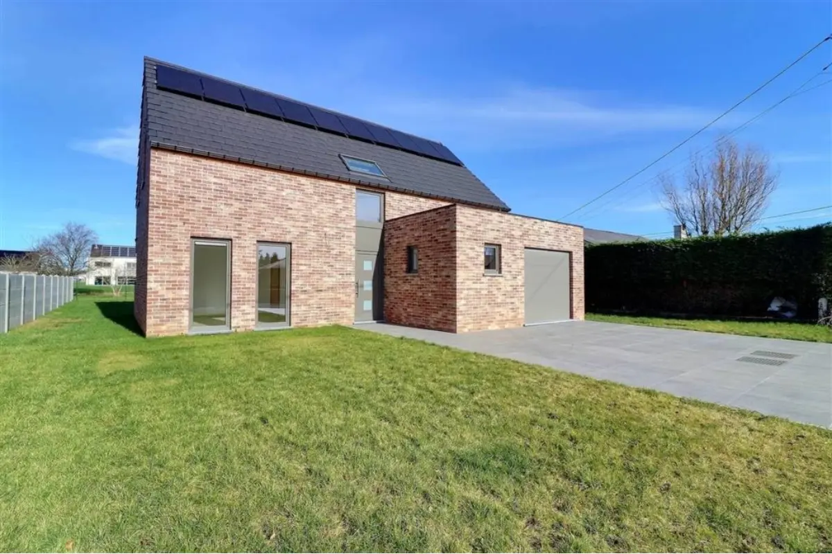 Maison à vendre à Nalinnes 6120 499000.00€ 4 chambres 200.00m² - annonce 753320