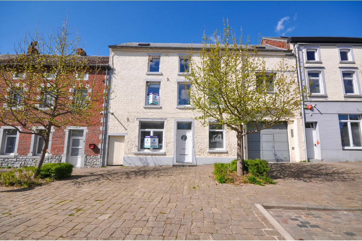Immeuble mixte à vendre à Sivry-Rance 6470 249000.00€ 4 chambres 220.00m² - annonce 754471