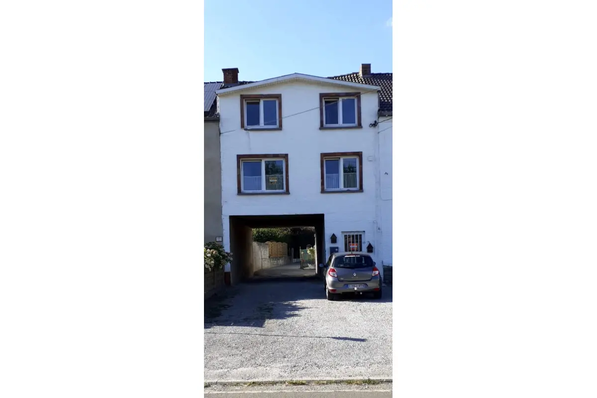 Maison à louer à Villers-Perwin 6210 825.00€ 3 chambres 180.00m² - annonce 754332