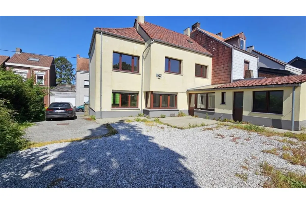 Maison à vendre à Elouges 7370 190000.00€ 3 chambres 229.00m² - annonce 754345