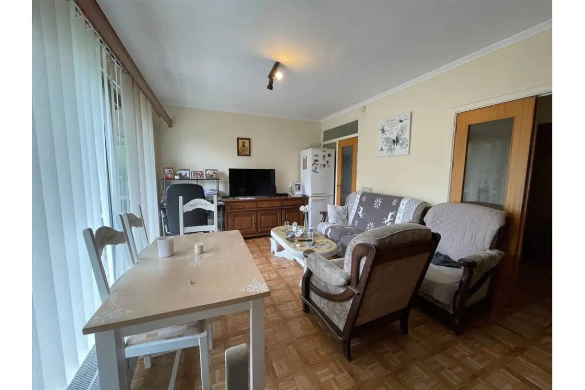 Studio à louer à Gilly 6060 600.00€ 1 chambres 38.00m² - annonce 755086