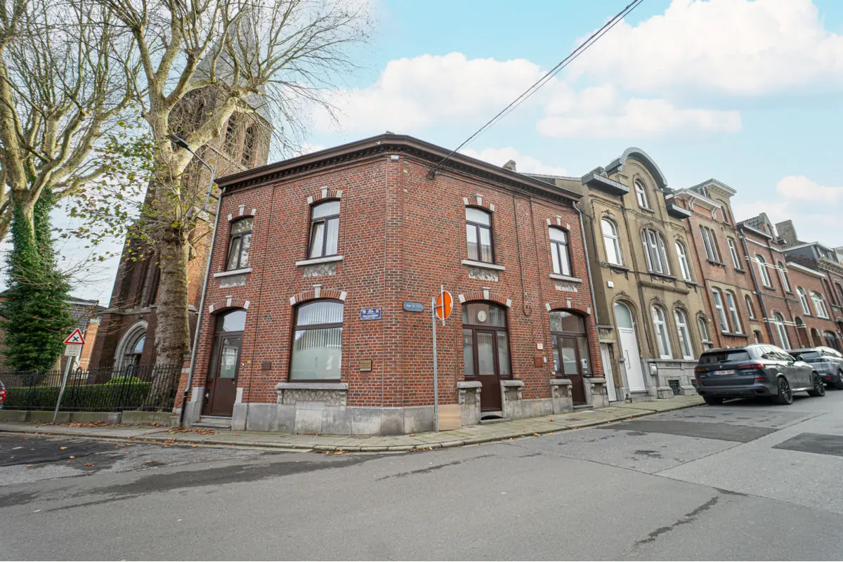 Immeuble de rapport - Immeuble à appartement à  à Marcinelle 6001 218000.00€ 2 chambres 175.00m² - annonce 754705