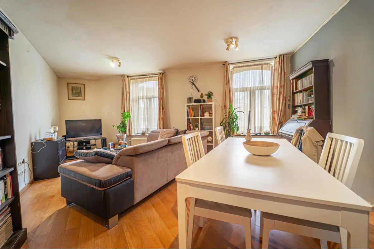 Appartement à  à Marcinelle 6001 218000.00€ 2 chambres 175.00m² - annonce 754704