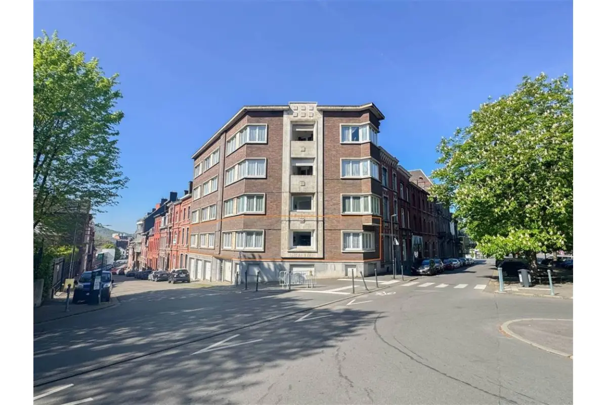 Appartement à  à Charleroi 6000 199000.00€ 3 chambres 160.00m² - annonce 754453