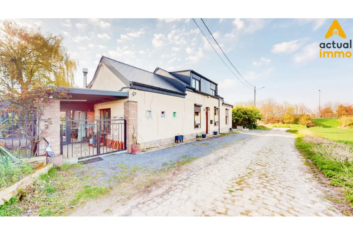 Villa à vendre à Quaregnon 7390 290000.00€ 4 chambres 213.00m² - annonce 755295