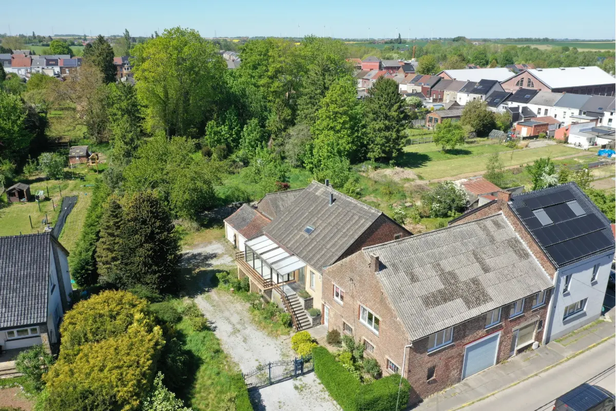 Maison à vendre à Pont-à-Celles 6230 400000.00€ 8 chambres 556.00m² - annonce 755739