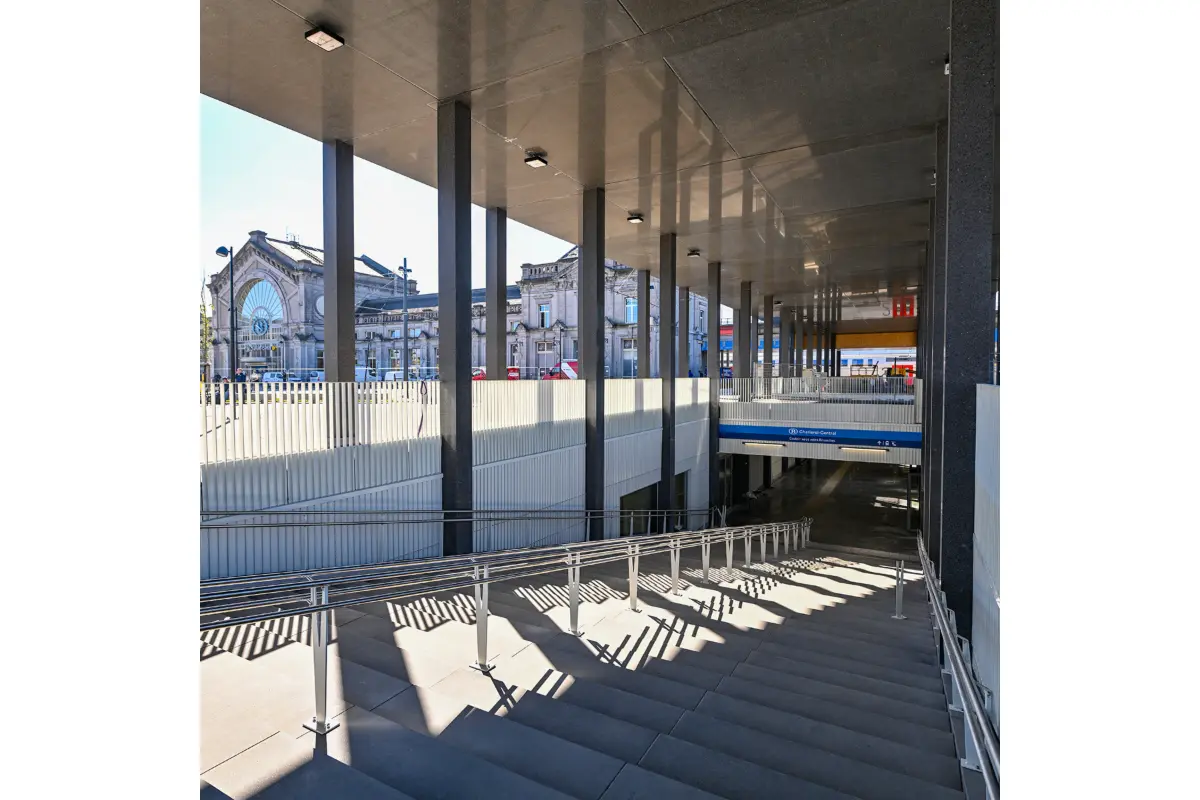 Commerce à louer à Charleroi 6000 0.00€ 0 chambres m² - annonce 755328